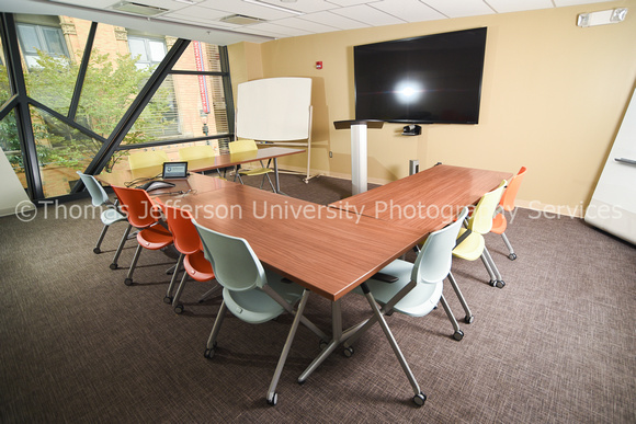 JAZ Conference Room empty-4570